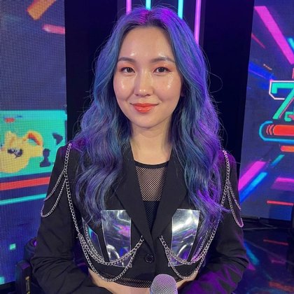 Фото в стиле «K-pop айдол» нейросетью