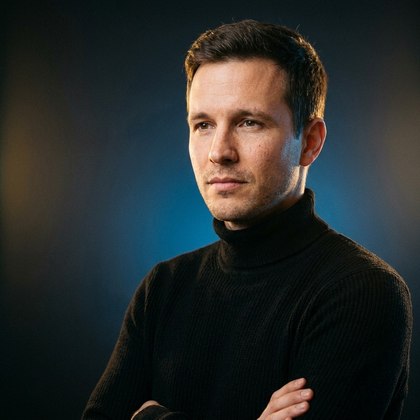 Пример: Контровой свет — Мужской образ